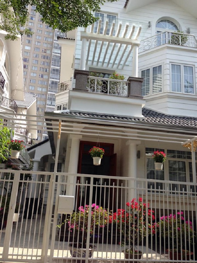 Nam ca sĩ có nhà trước Dinh Thống Nhất, ở penthouse 100 tỷ quận 1: Đẹp trai, nổi tiếng, 41 tuổi chưa vợ - Ảnh 4.