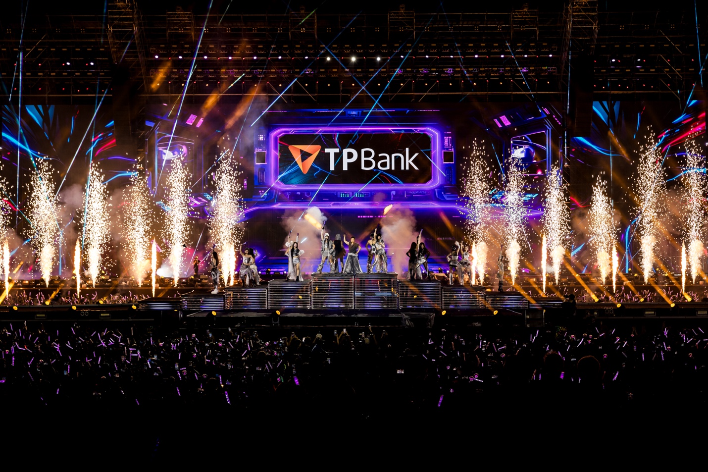TPBank tặng vé đưa Xinhiu thẳng tới Em Xinh “Say Hi” Concert Đêm 2- Ảnh 4.