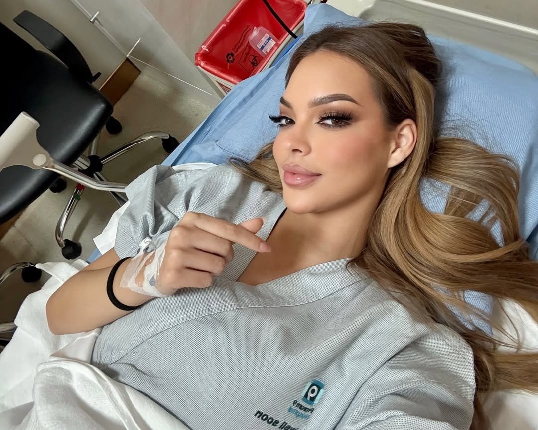 Người đẹp Peru nhập viện vì bị chấn thương đầu gối.