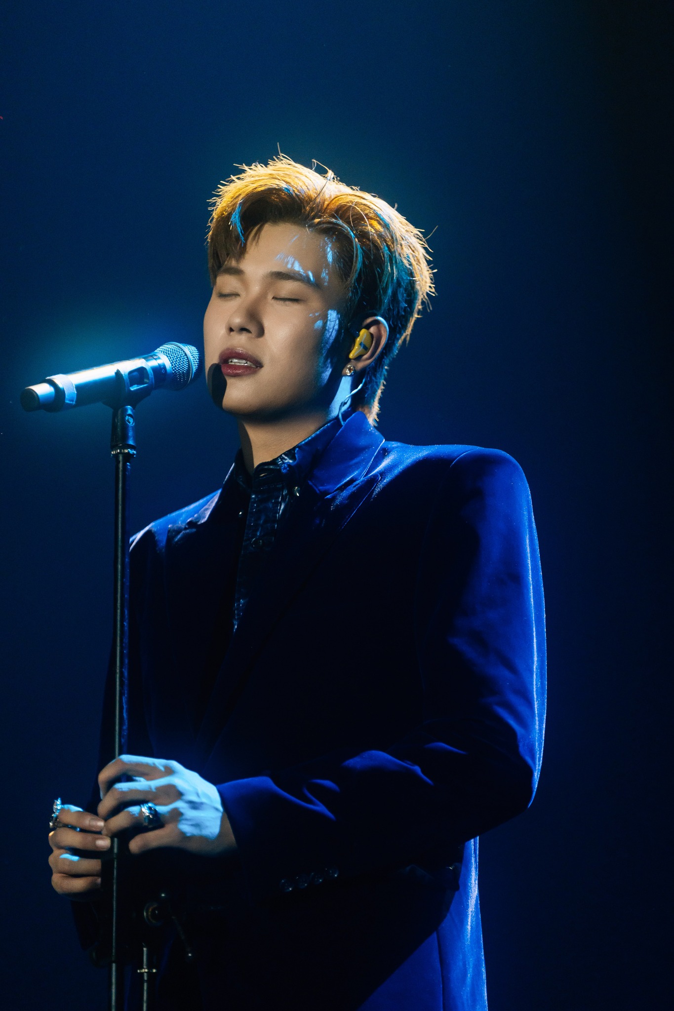 Nhóm fangirl của Dương Domic chi gần 3 triệu bao cả quán net, cày MV hùng hục cả đêm chỉ đổi lấy 1 view- Ảnh 6.