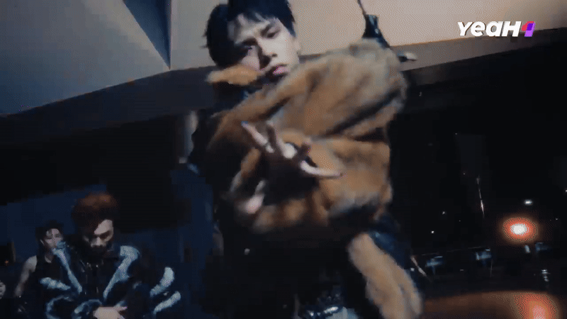 Nhóm tân binh Việt training 100 ngày bùng nổ visual, tung MV như idol quốc tế nhưng lyrics loạn xạ thế này?- Ảnh 5.