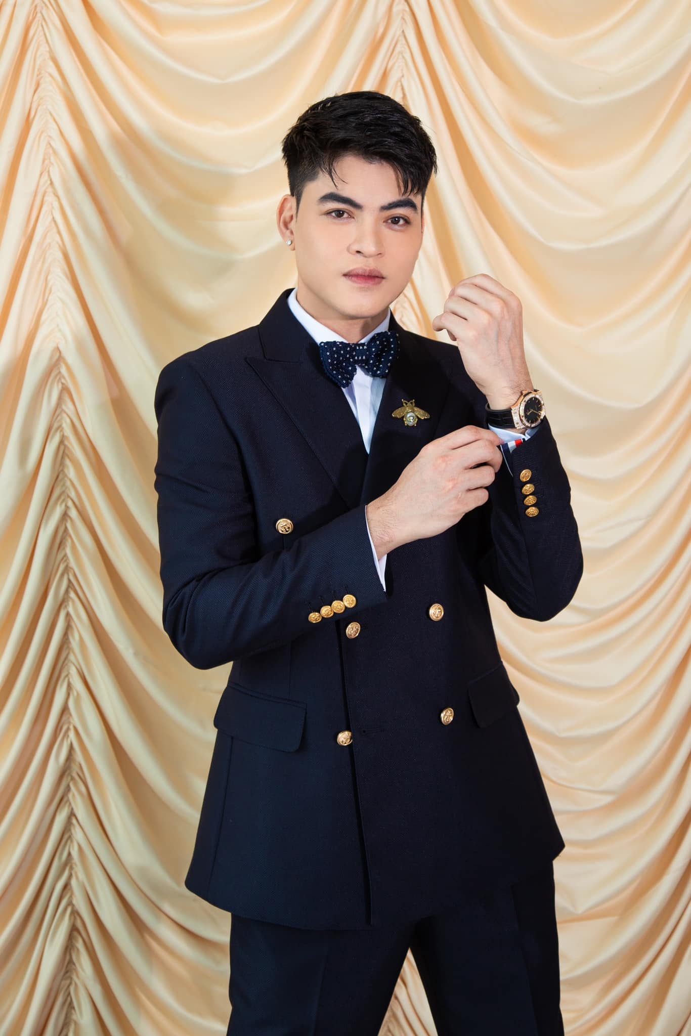 Nhóm nhạc Ngũ Hổ Tướng bị Công an TP.HCM mời lên làm việc gồm những ai?- Ảnh 7. Nhóm nhạc Ngũ Hổ Tướng bị Công an TP.HCM mời lên làm việc gồm những ai?- Ảnh 7.