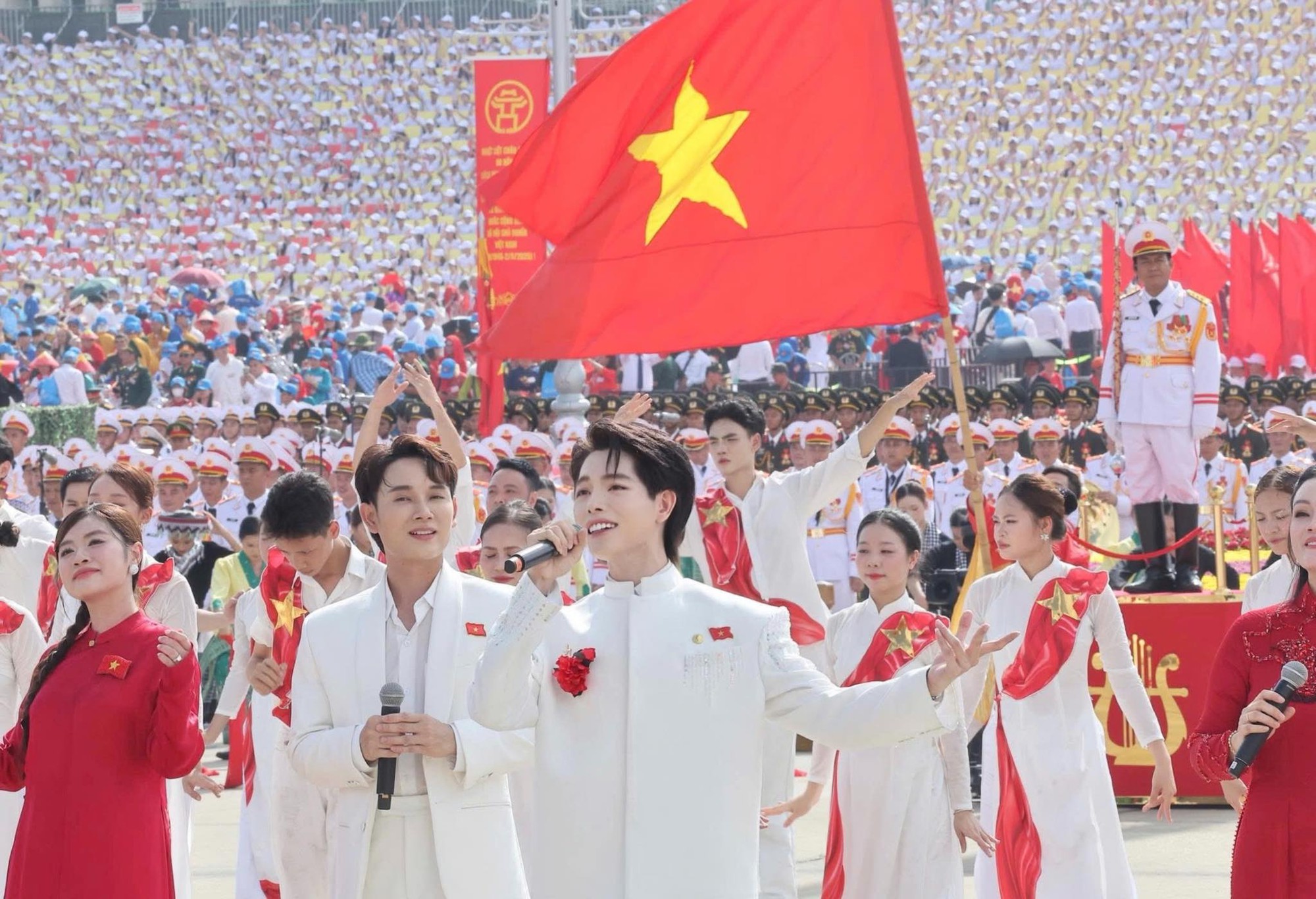 Đức Phúc có thể sĩ cả đời: Sinh ra để làm Quán quân, làm rạng danh đất nước được Thủ tướng viết thư chúc mừng- Ảnh 12.