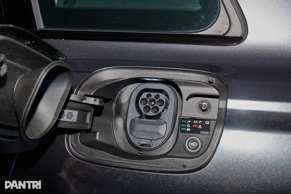 Khách Việt có thêm lựa chọn xe sang thuần điện, giá từ 2,2 tỷ đồng - 3