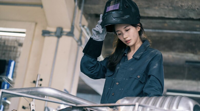 Ka Young được giáo dục bằng các quy tắc đặc biệt để kiềm chế những hành động xấu xa.