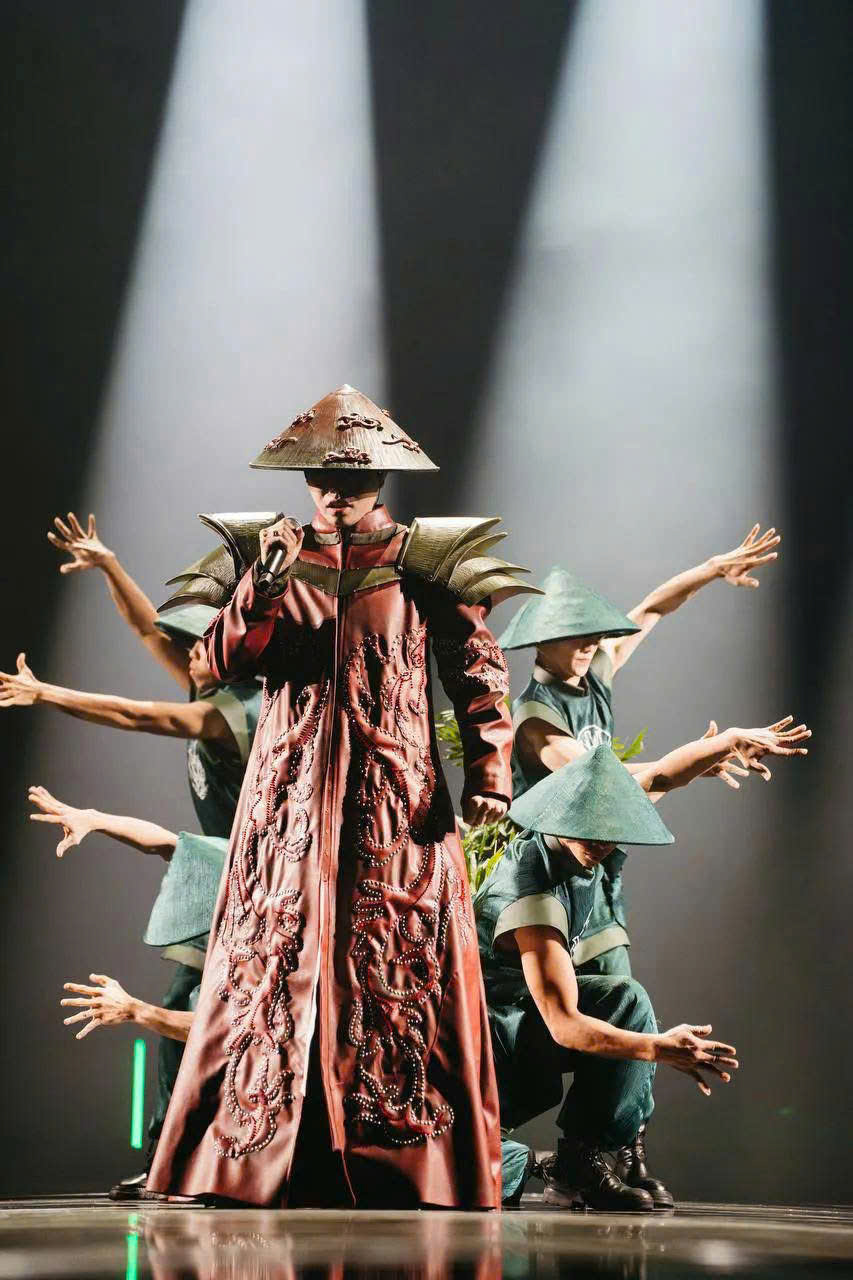 Trang Thông tin Chính phủ viết về khoảnh khắc lịch sử của Đức Phúc, khẳng định vị thế âm nhạc Việt vươn ra toàn cầu- Ảnh 3.