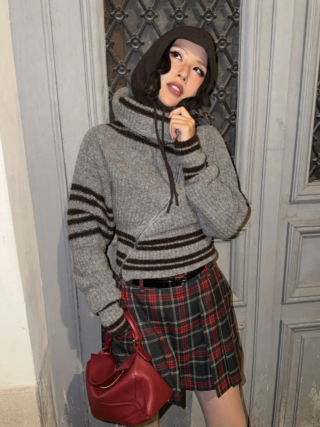 Tôn dáng và thời thượng cùng chân váy ngắn xếp ly- Ảnh 5.