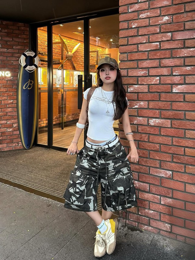 Khuấy động phong cách đường phố với quần túi hộp- Ảnh 3. Khuấy động phong cách đường phố với quần túi hộp- Ảnh 3.