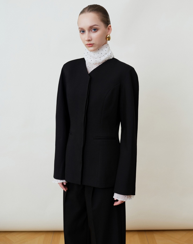 1759778973 666 Lam moi phong cach cong so hien dai voi 5