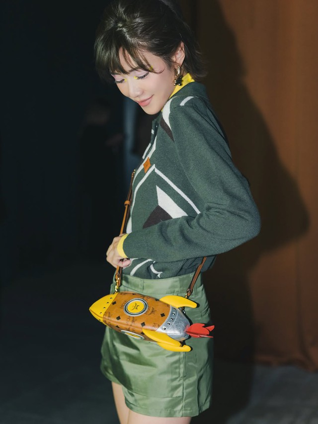 Phong cách sang trọng, đẳng cấp với sắc xanh rêu, xanh ô liu - Ảnh 8.