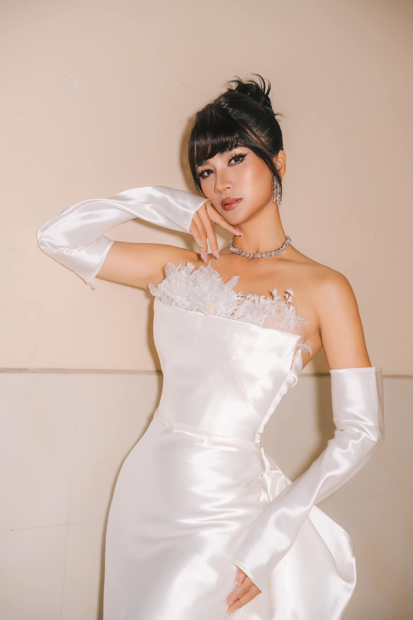 Nữ NSƯT chia tay đại gia ngân hàng, một mình nuôi con, U40 giàu sang, đẹp bậc nhất showbiz Việt - Ảnh 6.