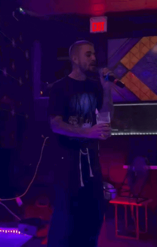 Siêu sao toàn cầu phá sản rồi 