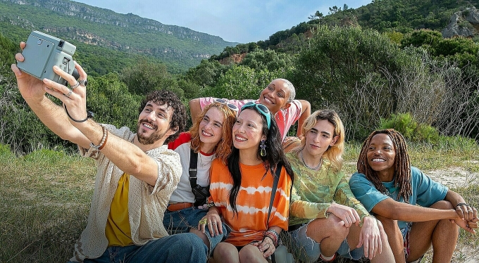 Máy ảnh chụp lấy liền ngày nay vẫn được ưa chuộng. Ảnh: Instax