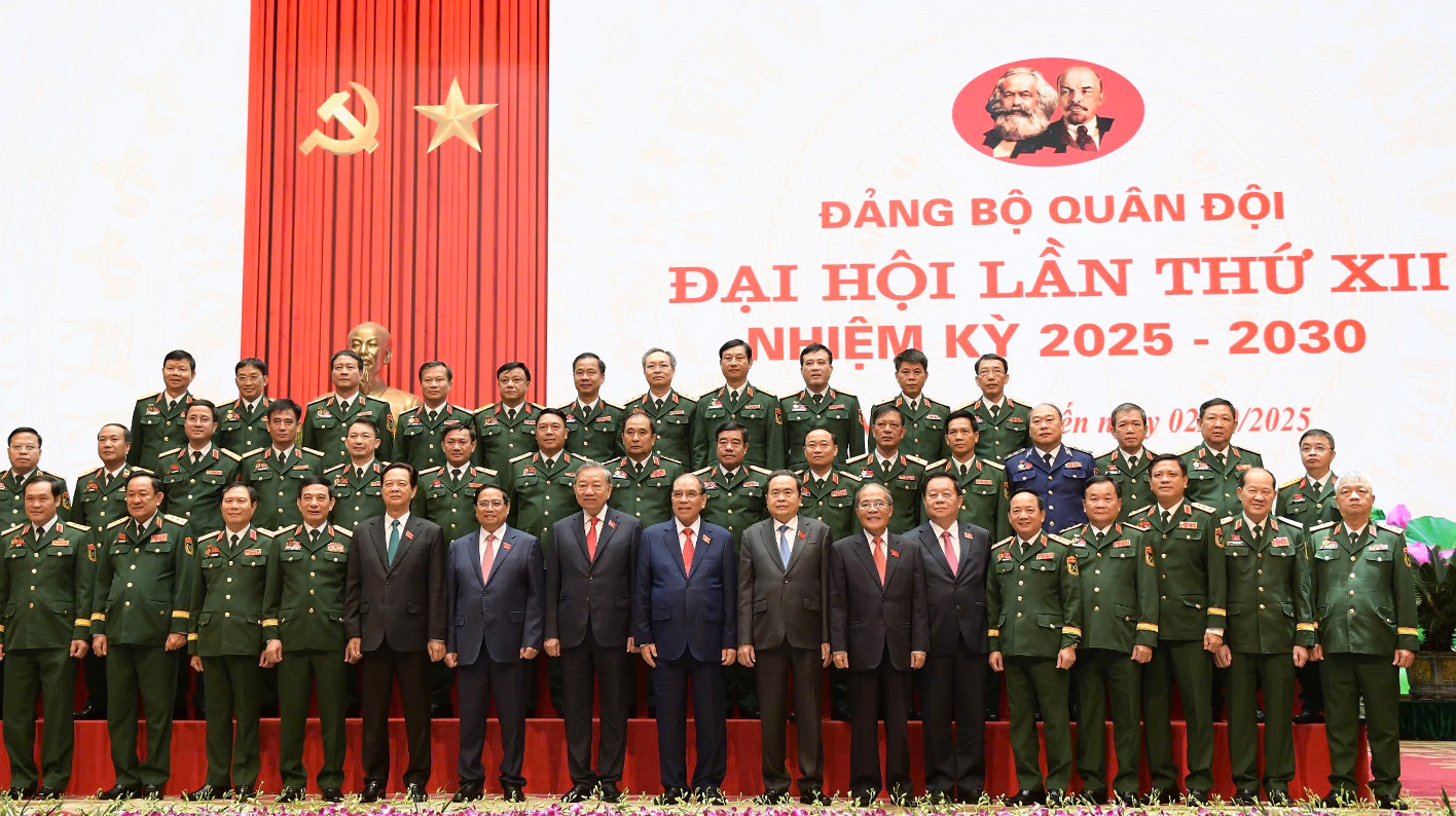 - Ảnh 7. - Ảnh 7.