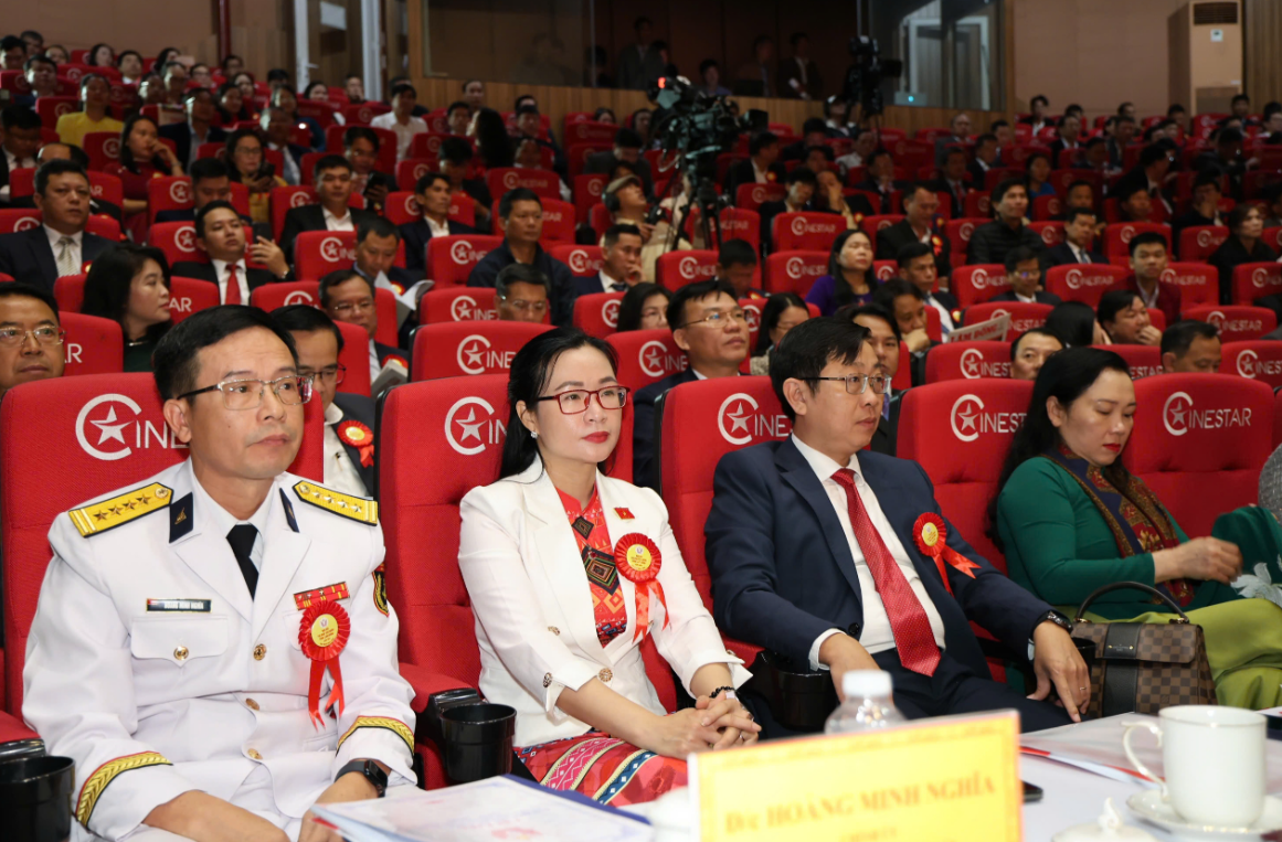 Lữ đoàn 681 Hải quân luôn sẵn sàng bảo vệ vững chắc chủ quyền biển đảo 3 Lữ đoàn 681 Hải quân: Huấn luyện giỏi để giữ vững chủ quyền biển đảo Tổ quốc - Ảnh 3.