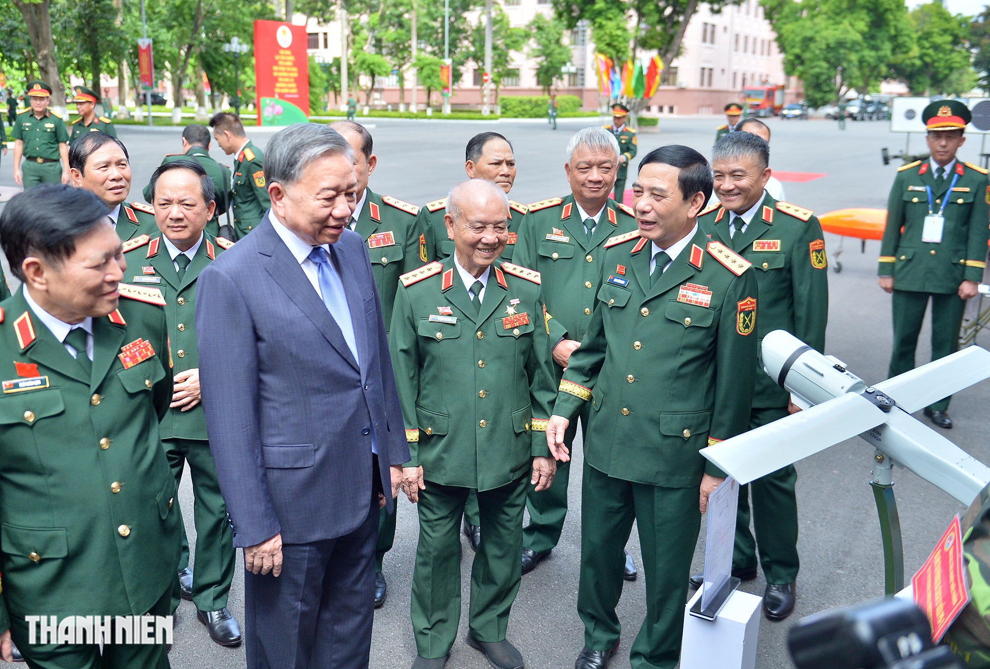 - Ảnh 6. - Ảnh 6.