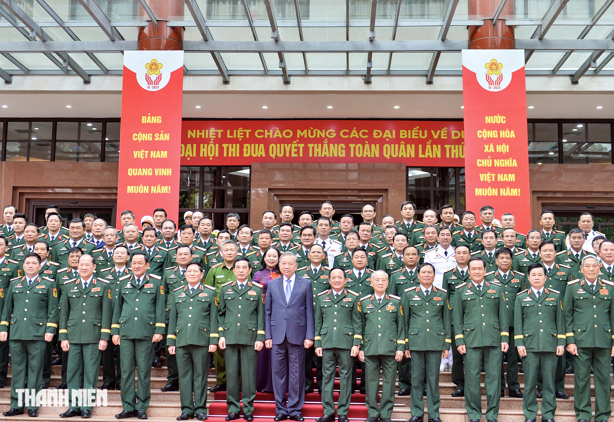 - Ảnh 11. - Ảnh 11.