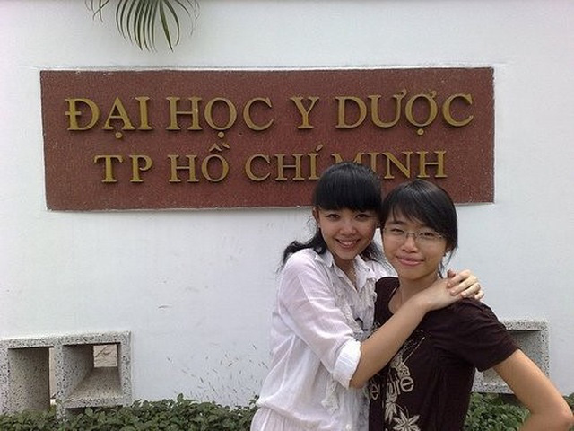 Ca sĩ Việt đỗ 3 trường Đại học, du học Mỹ nghề bác sĩ thì bỏ ngang bị mẹ “từ mặt” cả thập kỷ- Ảnh 2.