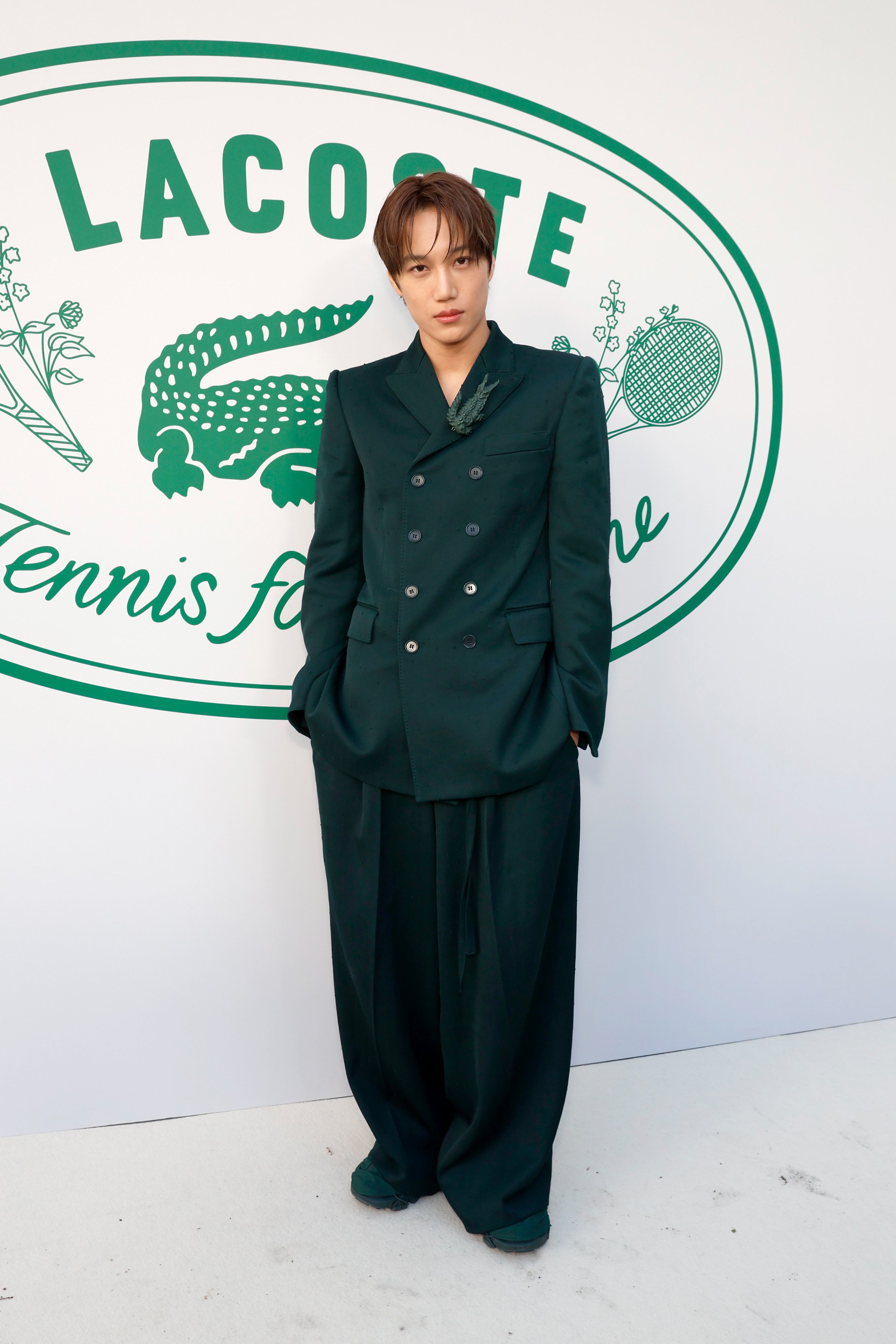 Tình cũ Jennie khiến 1 nam diễn viên bị hất văng lên lề - Ảnh 9.