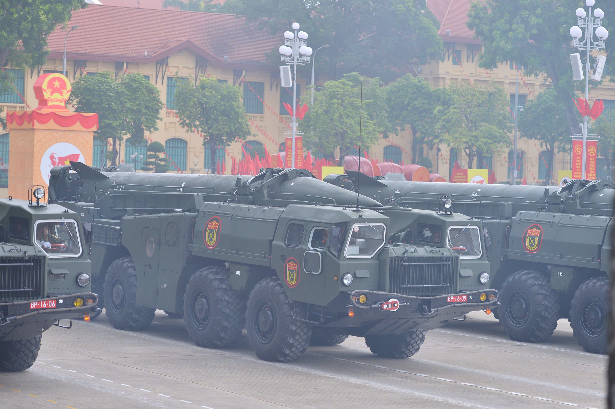 Quân đội Việt Nam 80 năm trung thành với Đảng và nhân dân trong sự nghiệp bảo vệ Tổ quốc - Ảnh 6.