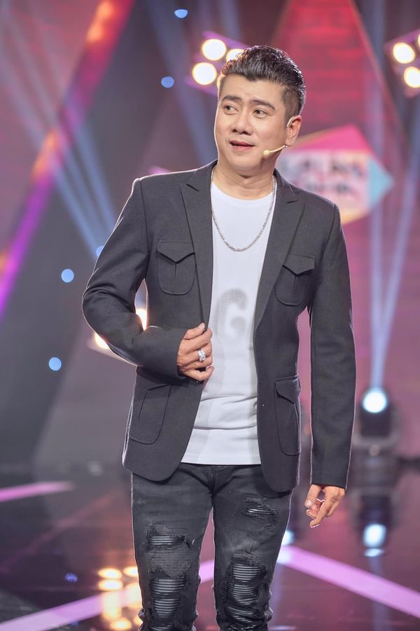 Nam ca sĩ điển trai như tài tử cực đắt show hội chợ, chuyện sở hữu đế chế nghìn tỷ đồng thực hư ra sao?- Ảnh 8.