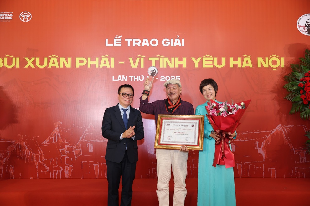 Giải thưởng Bùi Xuân Phái 2025 vinh danh nhạc sĩ Trần Tiến - 2