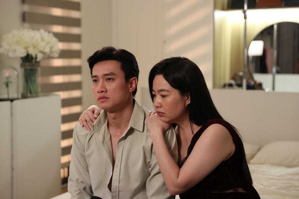 Lê Khánh: Hôn nhân bên chồng kém tuổi, ngại vì cảnh nóng với Quốc Trường - 2