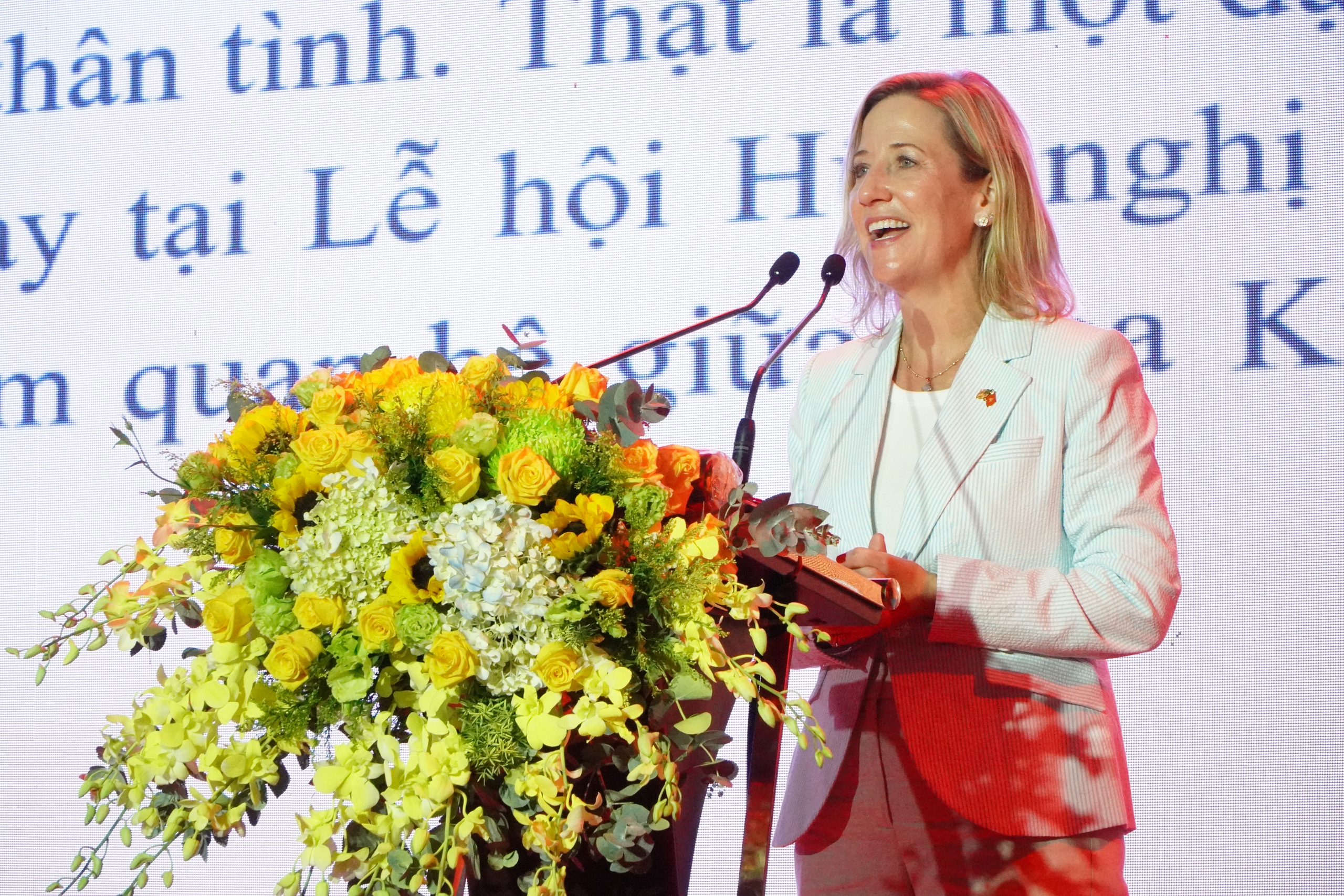 - Ảnh 4. - Ảnh 4.