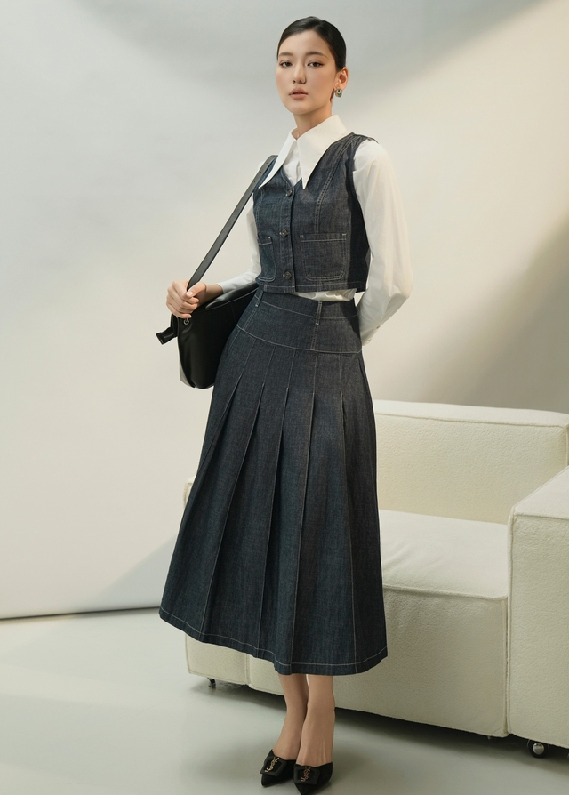 Chân váy denim, lựa chọn thông minh cho tiết thu mát dịu- Ảnh 5.