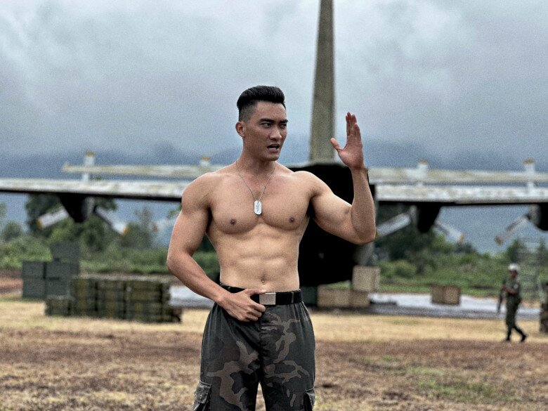 3 diễn viên trăm tỷ trùng cả tên lẫn đệm: Người là VĐV quốc gia, kẻ đóng vài phút trong Mưa Đỏ nhưng "cả nước cảm ơn" 3 3 diễn viên trăm tỷ trùng cả tên lẫn đệm: Người là VĐV quốc gia, kẻ đóng vài phút trong Mưa Đỏ nhưng amp;#34;cả nước cảm ơnamp;#34; - 3