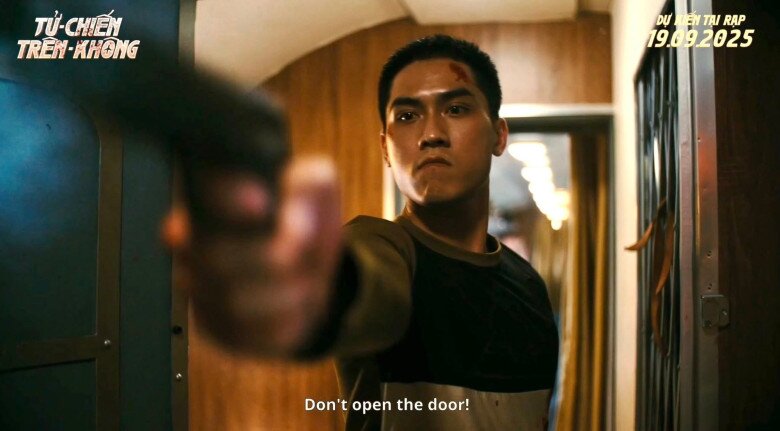 3 diễn viên trăm tỷ trùng cả tên lẫn đệm: Người là VĐV quốc gia, kẻ đóng vài phút trong Mưa Đỏ nhưng "cả nước cảm ơn" 18 Gia Huy vai không tặc Tí trong Tử Chiến Trên Không.