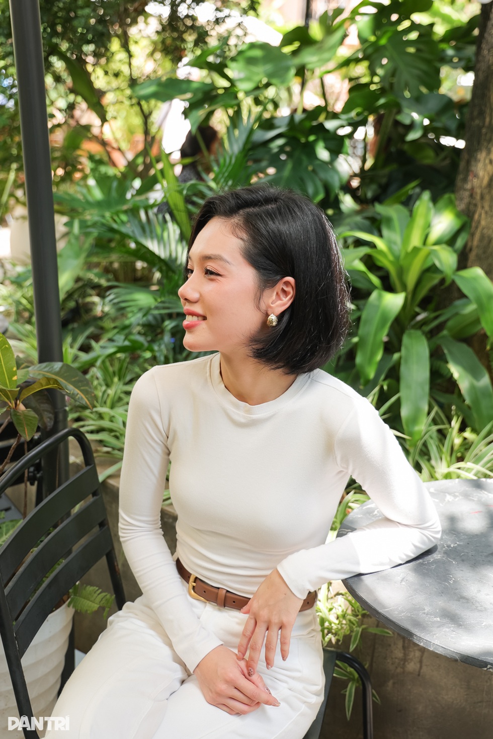 Nữ tiếp viên Trâm Anh: Từng bị tấn công mạng, tuổi 30 sống khép kín - 3 Nữ tiếp viên Trâm Anh: Từng bị tấn công mạng, tuổi 30 sống khép kín - 3