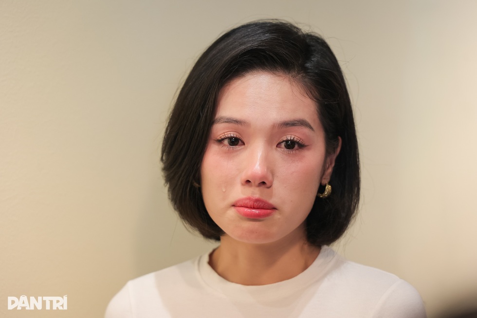 Nữ tiếp viên Trâm Anh: Từng bị tấn công mạng, tuổi 30 sống khép kín - 7