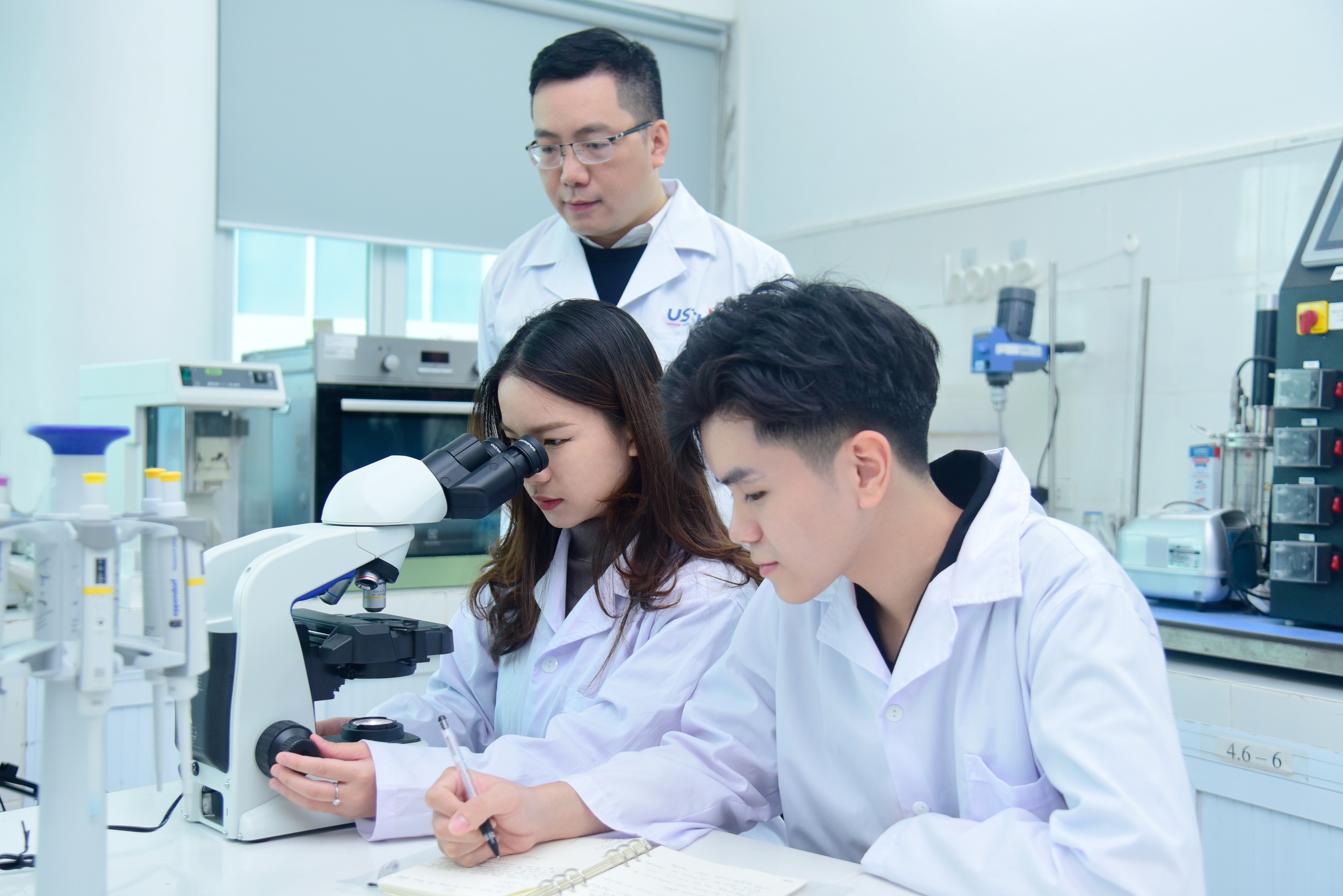 Thiên thời, địa lợi, nhân hòa 2 Nhận diện chiêu trò xuyên tạc, 'bẻ lái' dư luận - Ảnh 2.