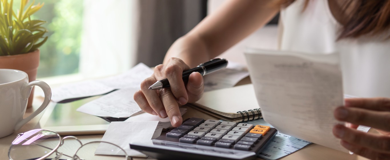 Lương hưu chỉ có 2,9 triệu, thế mà mẹ chồng tôi tiêu đỉnh cỡ chuyên gia tài chính cũng phải gọi bằng điện thoại!- Ảnh 2.