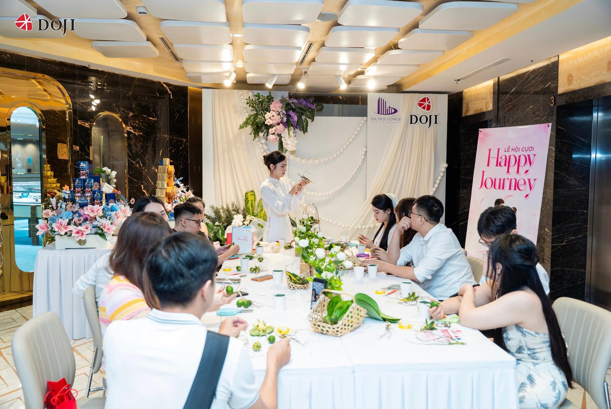 DOJI tưng bừng tổ chức lễ hội cưới “Hành trình hạnh phúc” trên cả nước- Ảnh 4.