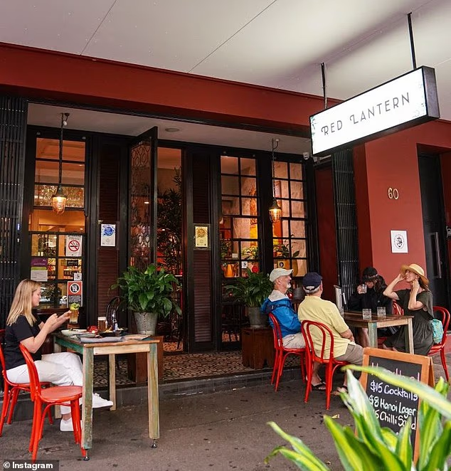 Nhà hàng Việt nổi tiếng tại Sydney đóng cửa sau 23 năm 2 Nhà hàng Việt nổi tiếng tại Sydney đóng cửa sau 23 năm - Ảnh 2.