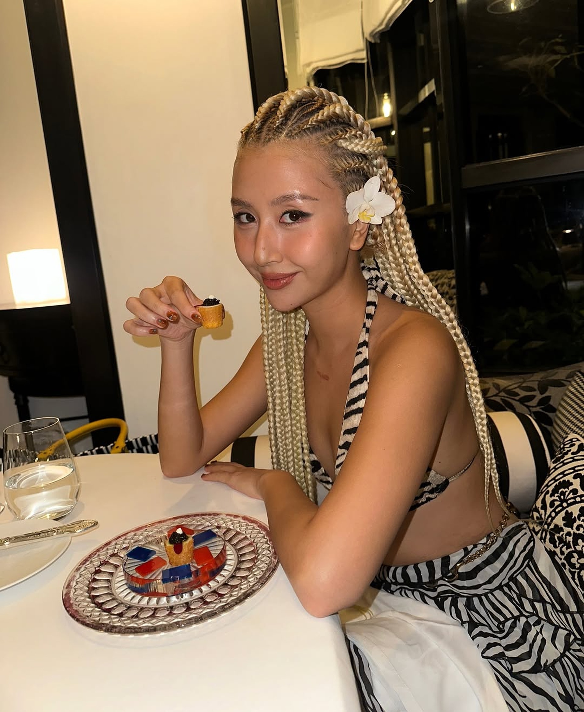 Quỳnh Anh Shyn: Hot girl Hà thành lột xác gợi cảm, mối tình 5 năm viên mãn - 9