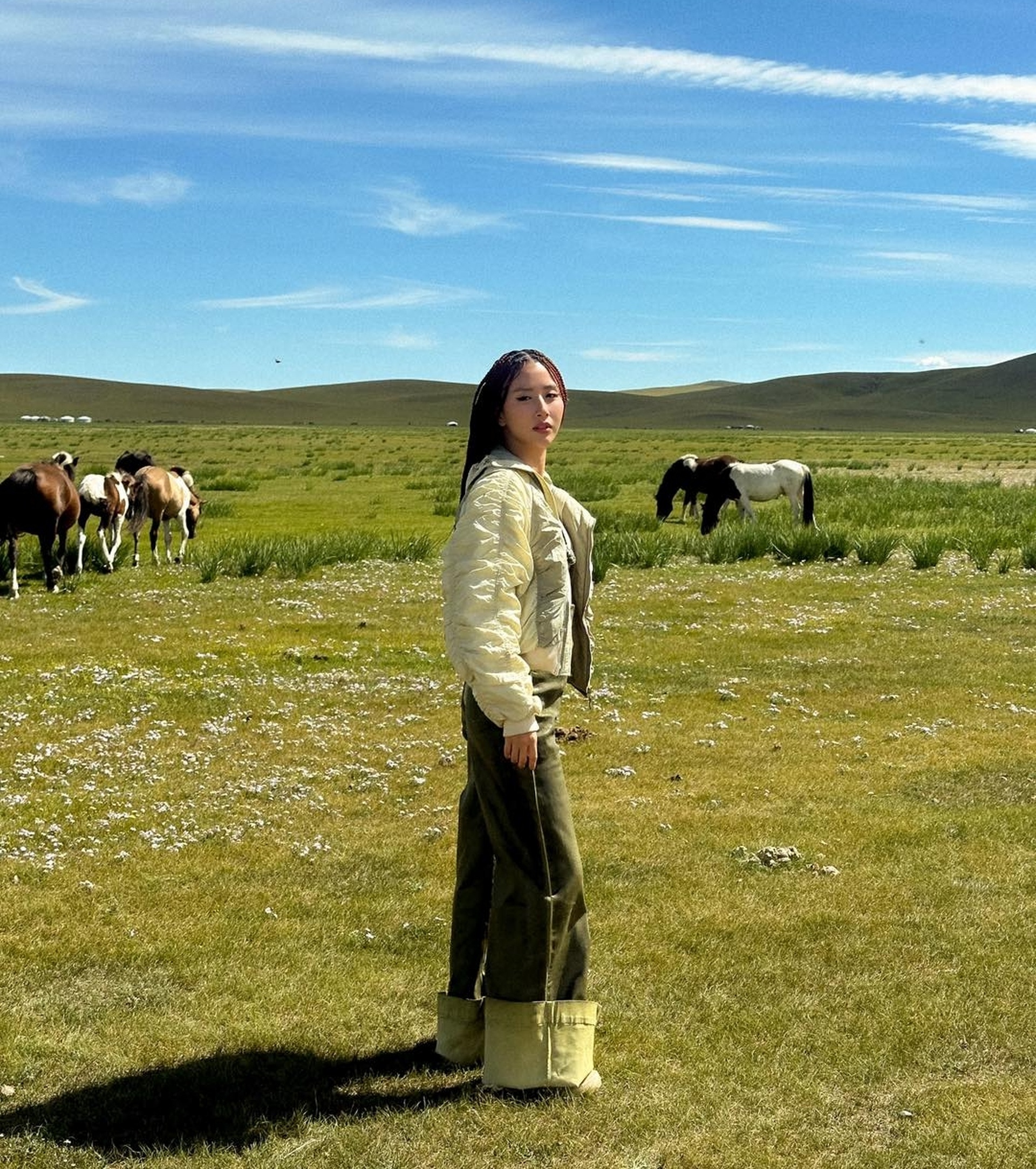 Quỳnh Anh Shyn: Hot girl Hà thành lột xác gợi cảm, mối tình 5 năm viên mãn - 11