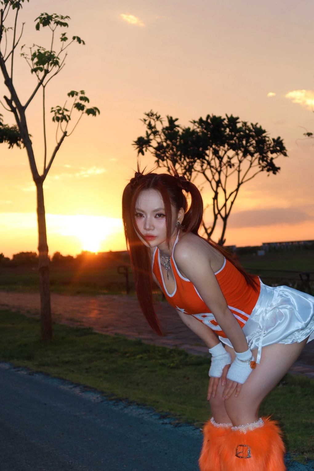 Sơn Tùng M-TP và loạt nghệ sĩ hát ở sự kiện nhà cái có vi phạm pháp luật? - 4