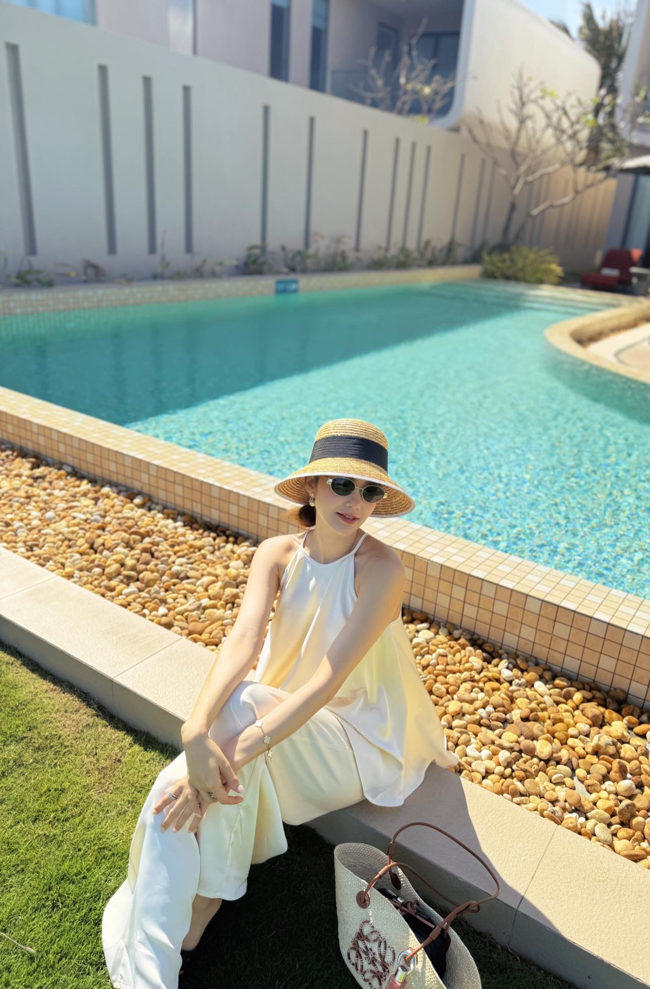 U40 nhưng trẻ trung mơn mởn như gái đôi mươi: "Chị đẹp” Vbiz khiến hội chị em nháo nhào xin sổ tay chống già- Ảnh 2.