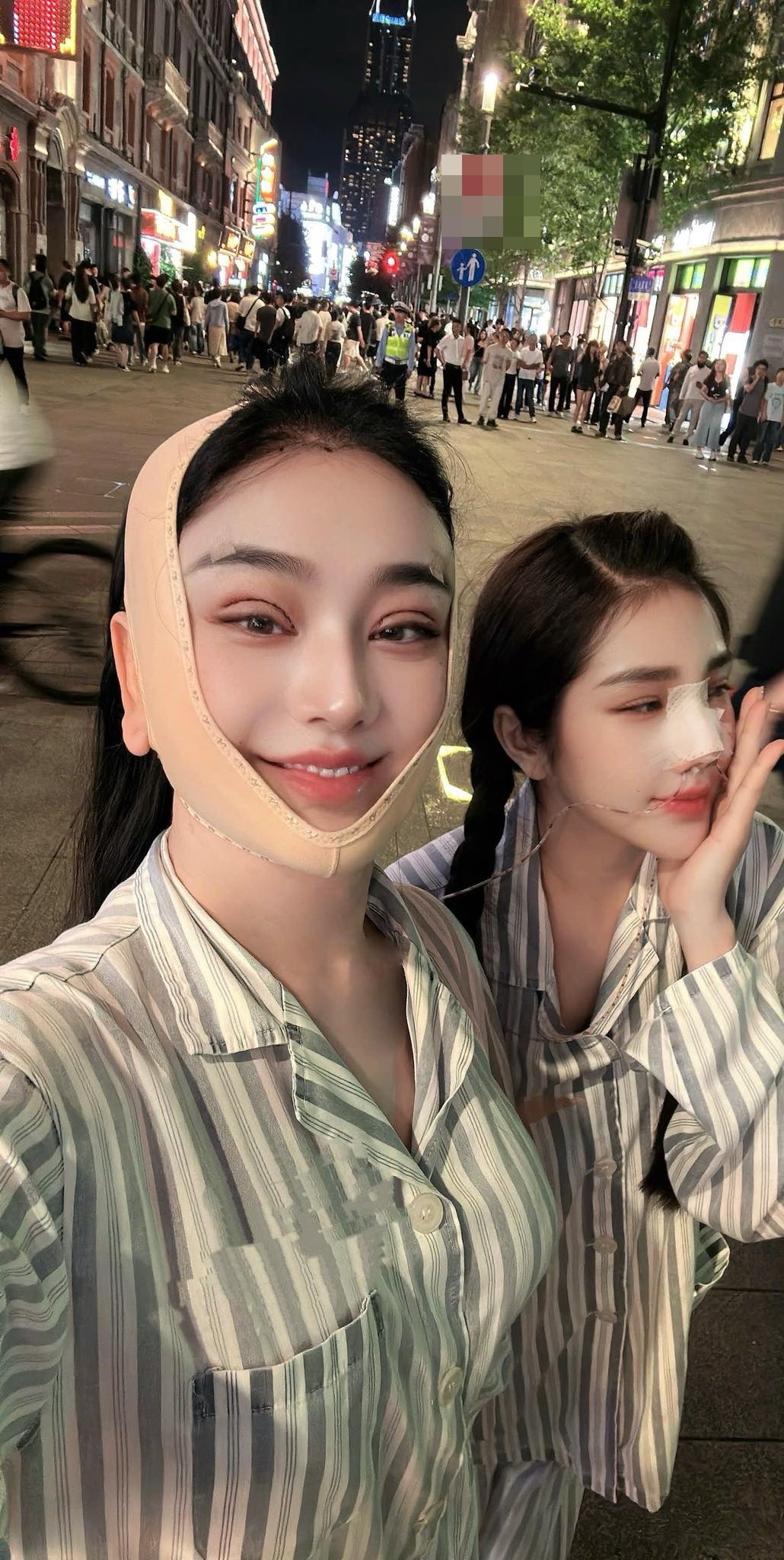 Nghệ sĩ chuyển giới cầm 30 tỷ tiền mặt đi mua biệt thự ở TP.HCM, U50 làm mẹ đơn thân, lận đận tình duyên - Ảnh 2.