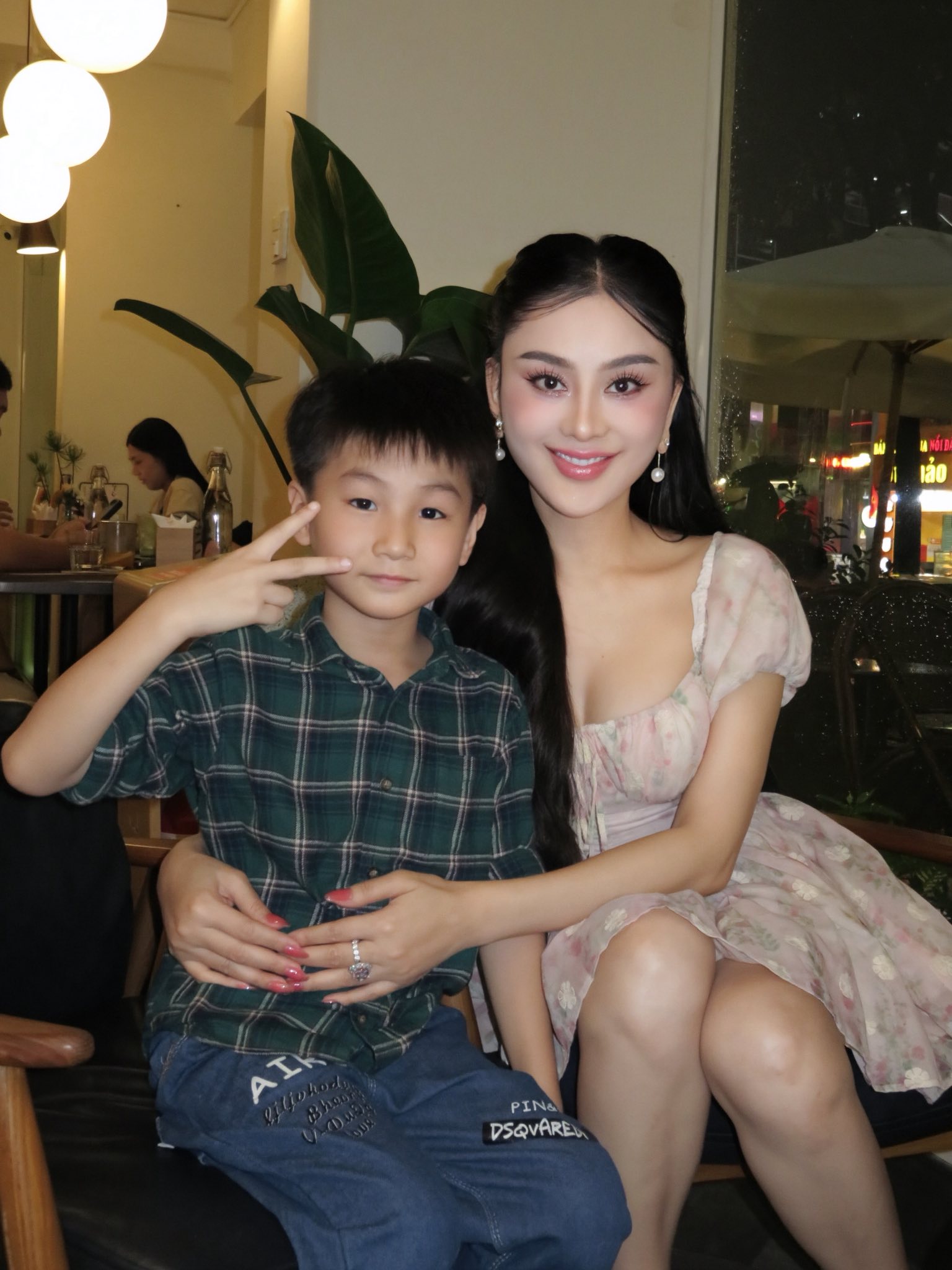 Nghệ sĩ chuyển giới cầm 30 tỷ tiền mặt đi mua biệt thự ở TP.HCM, U50 làm mẹ đơn thân, lận đận tình duyên - Ảnh 7.