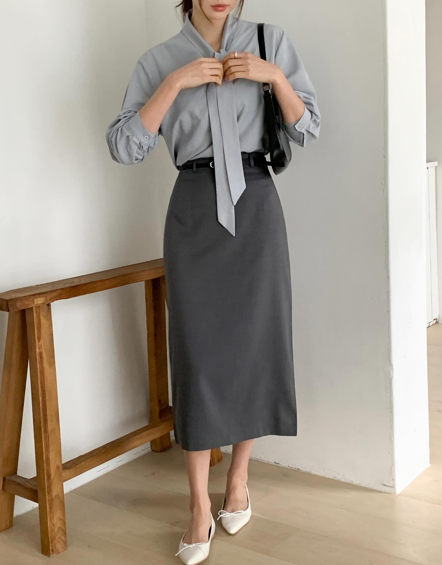 Mẫu chân váy tối giản hot nhất hiện tại, phối kiểu gì cũng sang chảnh xuất sắc - Ảnh 3.