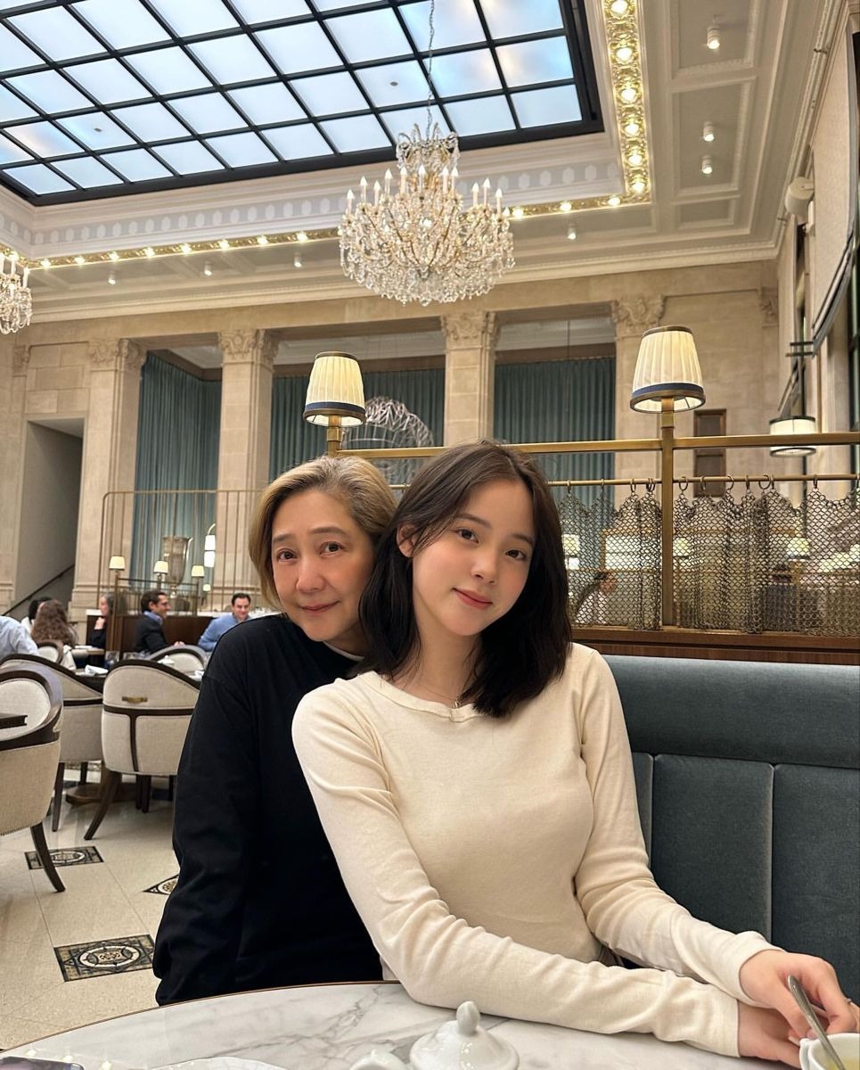 Thời mẹ 500 nghìn nuôi cả nhà, thời con dâu 500 nghìn chưa đủ tiền ship đồ skincare: “Tiêu tiền như phá”- Ảnh 4.