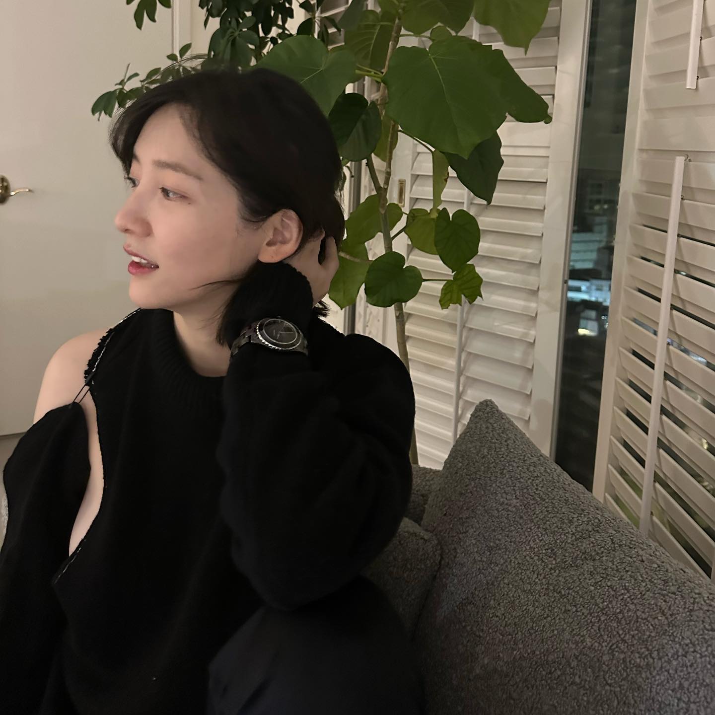 Chân dung cô gái 30 tuổi đi làm vì đam mê: Đồng hồ tiền tỷ, túi Hermès tự thân, style sang từ phim tới ngoài đời- Ảnh 7.