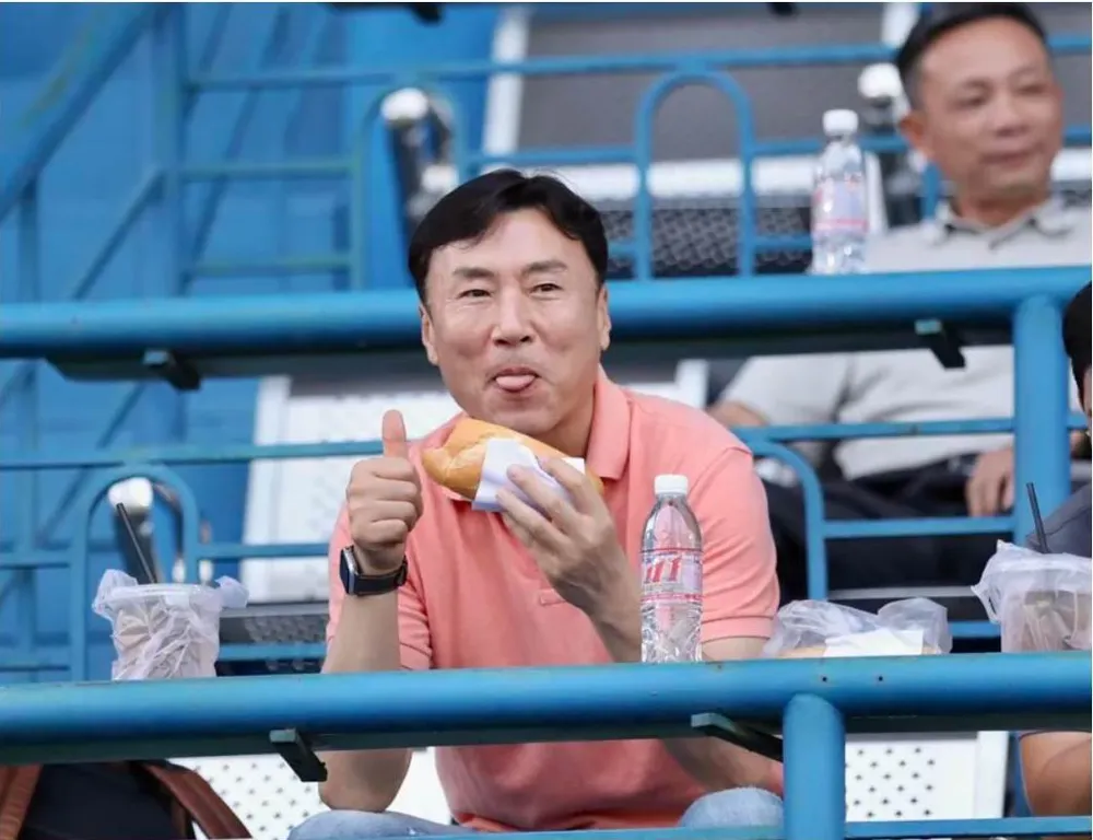 HLV-Ha-Hyeok- jun- 1.jpg