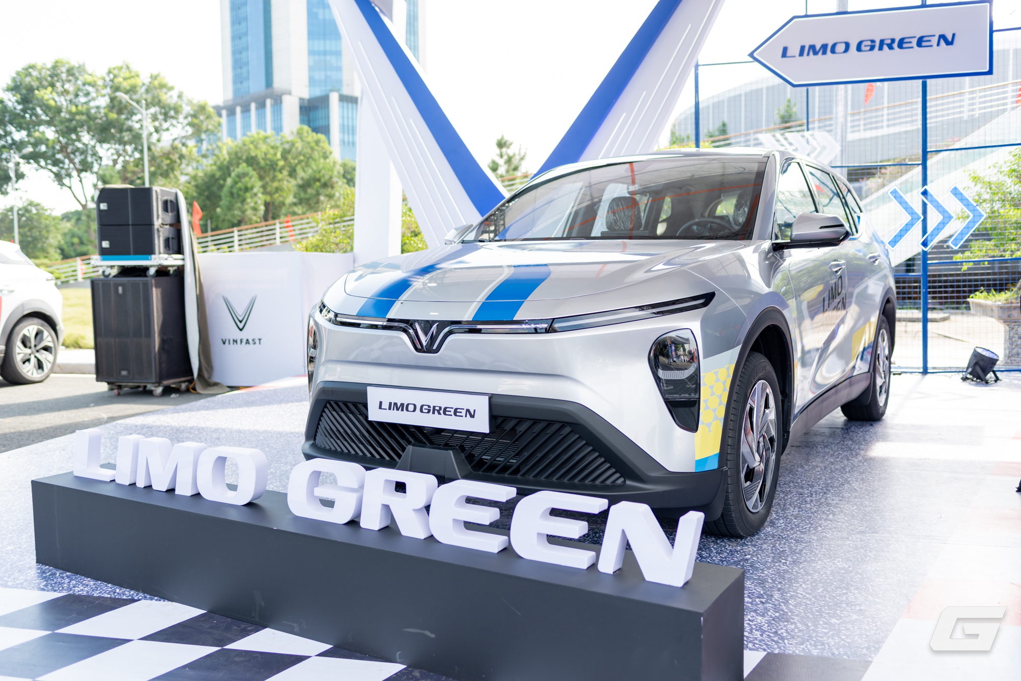 Hành trình di chuyển xanh tại Vietnam Mobility Festival 2025 có gì hấp dẫn mà sinh viên nô nức đến trải nghiệm- Ảnh 6.