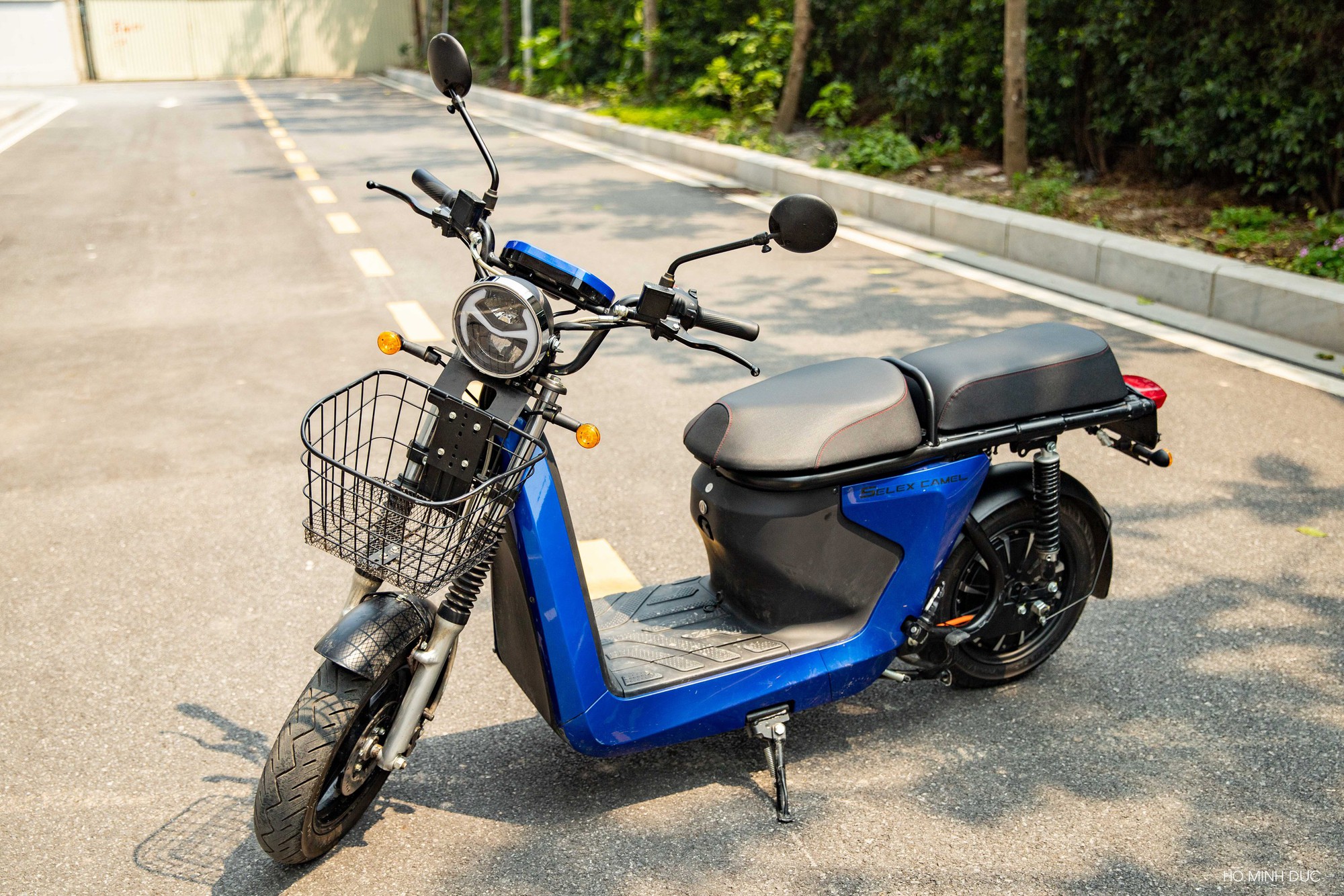 Tài xế Grab nhận hỗ trợ 10 triệu đồng khi đi xe điện của hãng Việt này: Có thể đổi pin ở trạm Petrolimex- Ảnh 2.