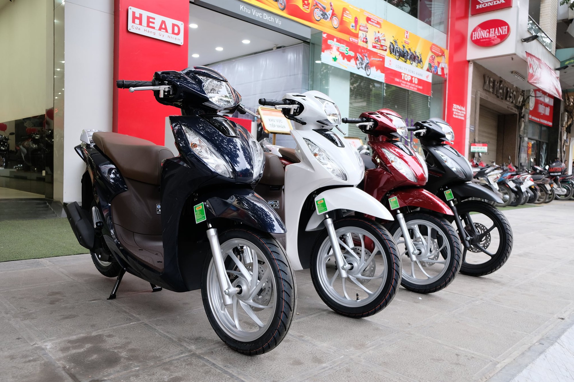 Mua xe máy Honda đang được ưu đãi khủng, đây là loạt khuyến mãi khách hàng phải biết- Ảnh 2.